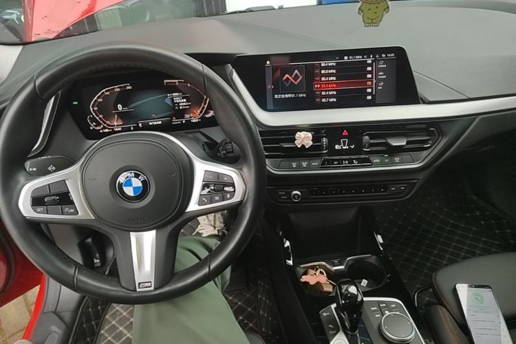 Used BMW 2 Series 2021 225i 4-Door Coupe M Sport Package Center Console