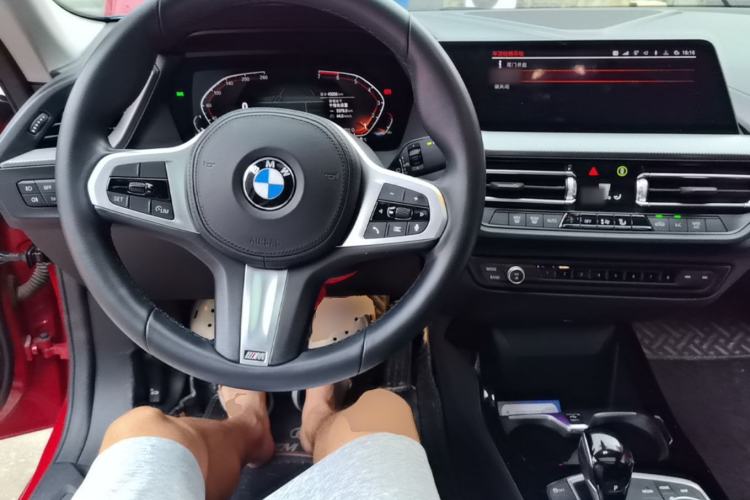 Used BMW 2 Series 2021 225i Four-Door Coupe M Sport Night Edition Center Console