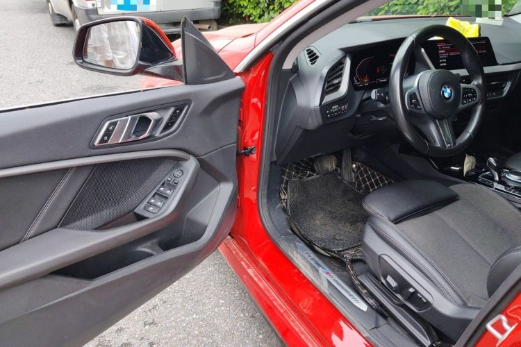 Used BMW 2 Series 2021 225i 4-Door Coupe M Sport Package Driver Seat