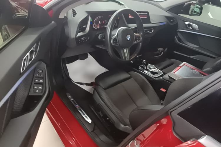 Used BMW 2 Series 2021 225i 4-Door Coupe M Sport Package Driver Seat