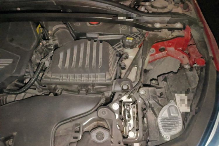 Used BMW 2 Series 2021 225i 4-Door Coupe M Sport Package Engine Bay Left