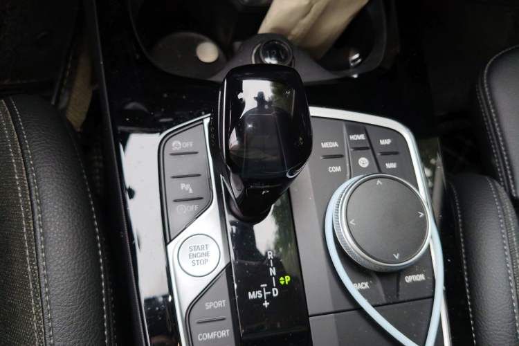 Used BMW 2 Series 2021 225i 4-Door Coupe M Sport Package Gear Lever