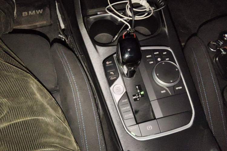Used BMW 2 Series 2021 225i Four-Door Coupe M Sport Night Edition Gear Lever