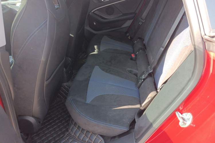 Used BMW 2 Series 2021 225i Four-Door Coupe M Sport Night Edition Left Rear Seat