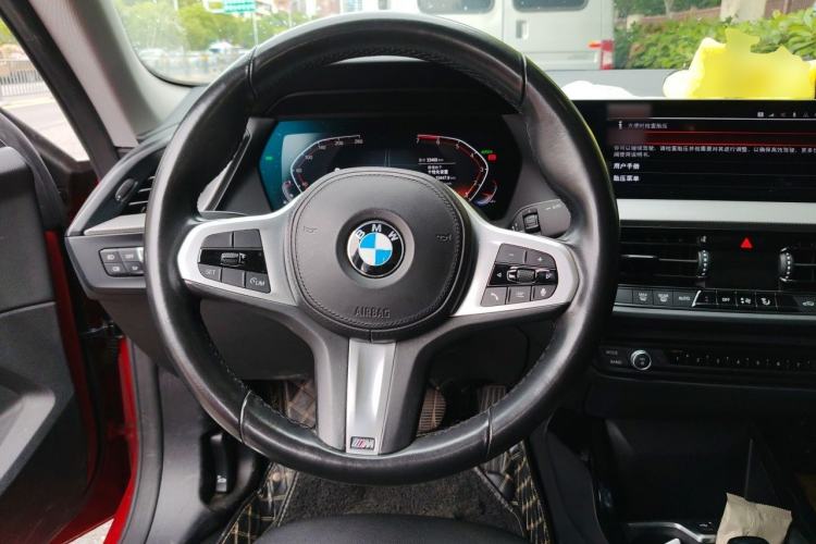 Used BMW 2 Series 2021 225i 4-Door Coupe M Sport Package Steering Wheel