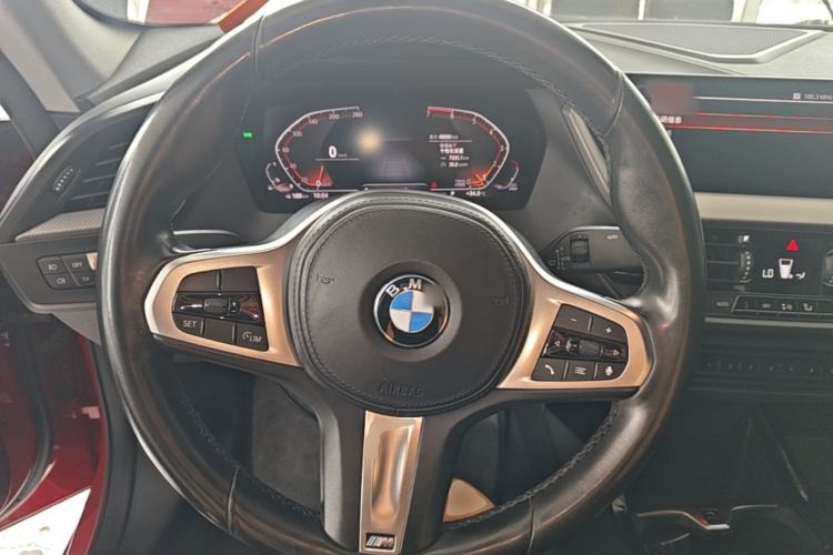 Used BMW 2 Series 2021 225i Four-Door Coupe M Sport Night Edition Steering Wheel