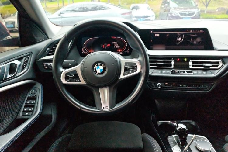 Used BMW 2 Series 2021 225i Four-Door Coupe M Sport Night Edition Steering Wheel