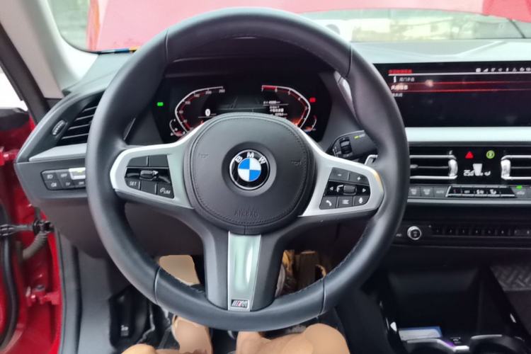 Used BMW 2 Series 2021 225i Four-Door Coupe M Sport Night Edition Steering Wheel