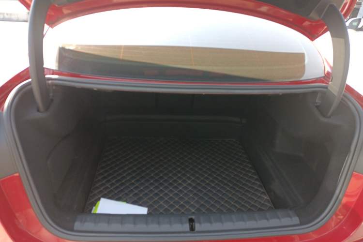 Used BMW 2 Series 2021 225i Four-Door Coupe M Sport Night Edition Trunk