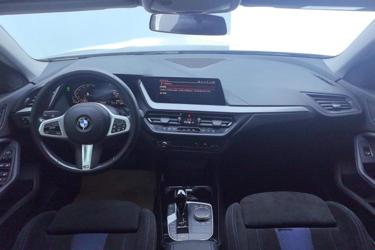 Used BMW 2 Series 2021 225i Four-Door Coupe M Sport Night Edition Center Console