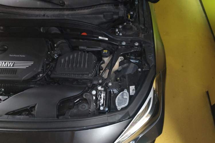 Used BMW 2 Series 2021 225i 4-Door Coupe M Sport Package Engine Bay Left