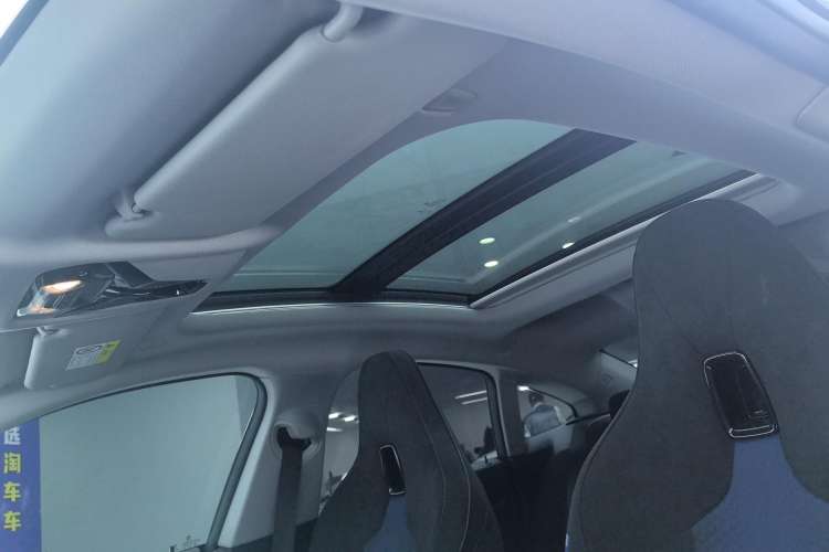 Used BMW 2 Series 2021 225i Four-Door Coupe M Sport Night Edition Headliner