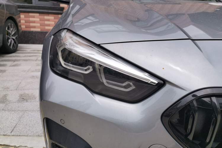 Used BMW 2 Series 2021 225i 4-Door Coupe M Sport Package Right Front Headlight
