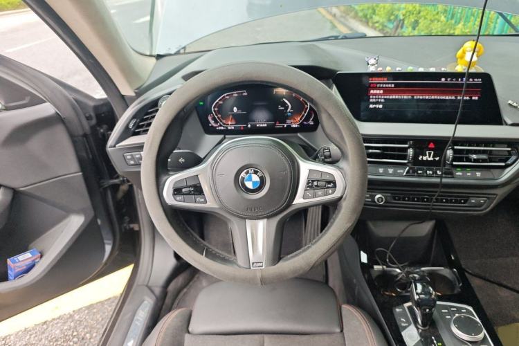 Used BMW 2 Series 2021 225i 4-Door Coupe M Sport Package Steering Wheel
