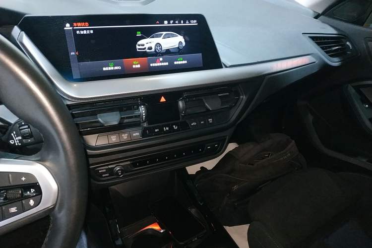 Used BMW 2 Series 2021 225i Four-Door Coupe M Sport Night Edition Audio And AC Panel