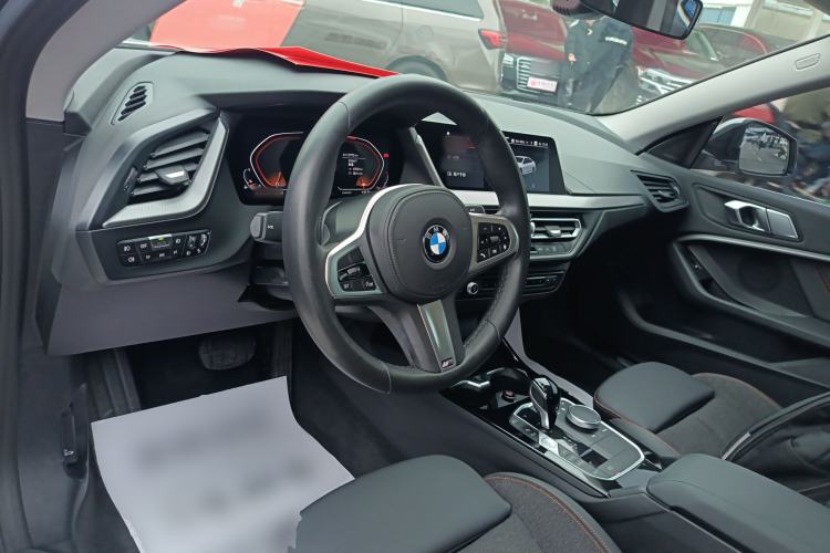 Used BMW 2 Series 2021 225i 4-Door Coupe M Sport Package Center Console