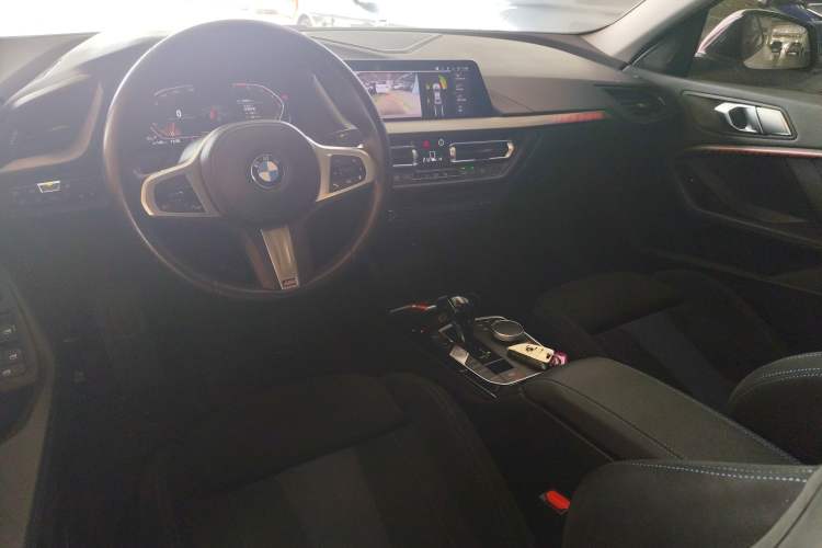Used BMW 2 Series 2021 225i Four-Door Coupe M Sport Night Edition Center Console