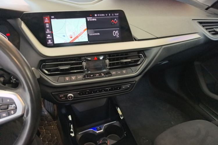 Used BMW 2 Series 2021 225i Four-Door Coupe M Sport Night Edition Center Console