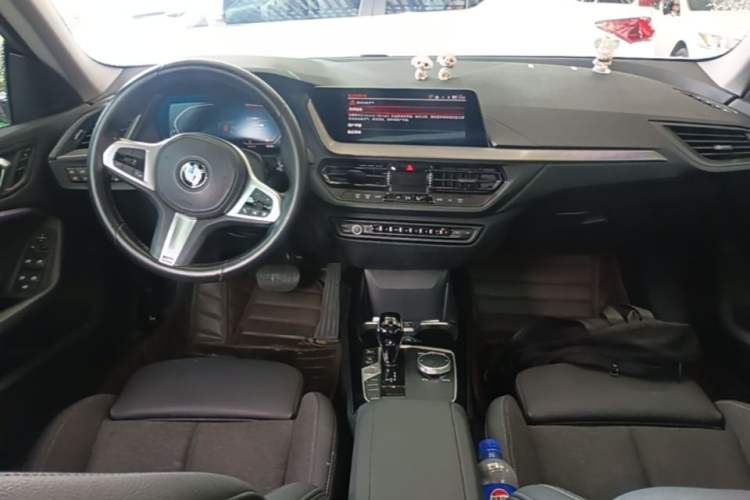 Used BMW 2 Series 2021 225i 4-Door Coupe M Sport Package Center Console