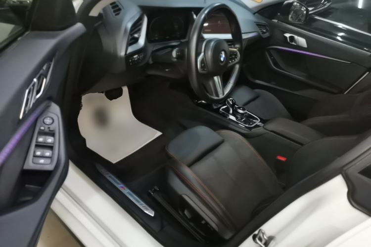 Used BMW 2 Series 2021 225i 4-Door Coupe M Sport Package Driver Seat