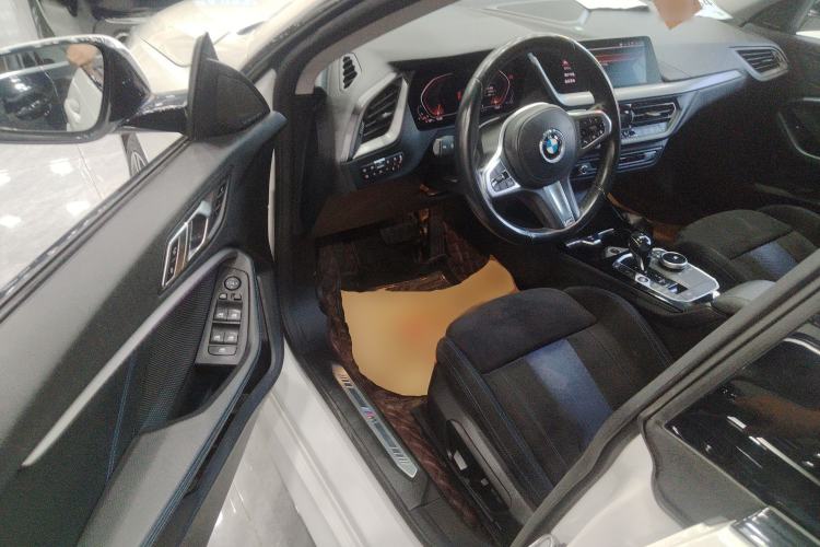 Used BMW 2 Series 2021 225i Four-Door Coupe M Sport Night Edition Driver Seat