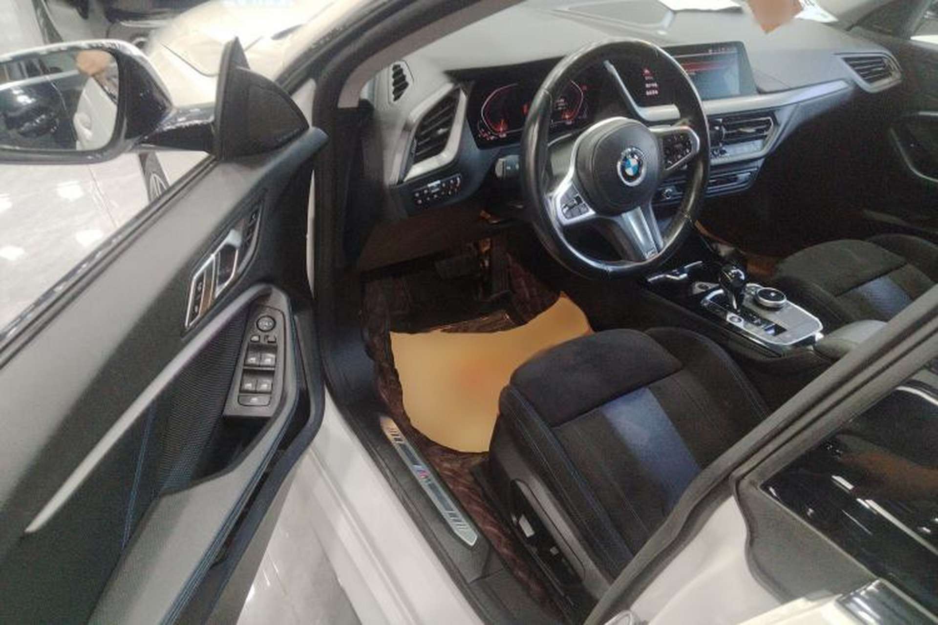 Used BMW 2 Series 2021 225i Four-Door Coupe M Sport Night Edition Driver Seat