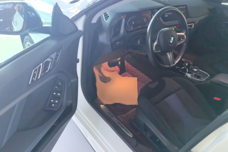 Used BMW 2 Series 2021 225i Four-Door Coupe M Sport Night Edition Driver Seat