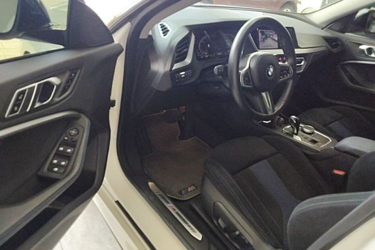 Used BMW 2 Series 2021 225i Four-Door Coupe M Sport Night Edition Driver Seat