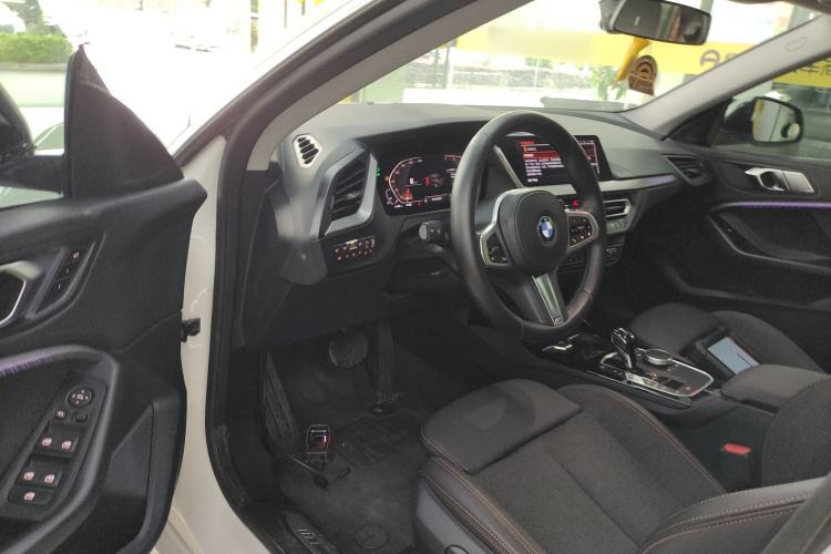 Used BMW 2 Series 2021 225i 4-Door Coupe M Sport Package Driver Seat