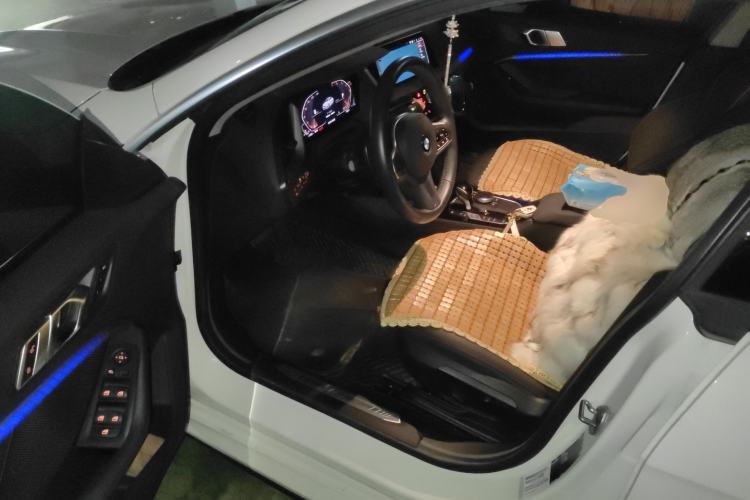 Used BMW 2 Series 2021 225i 4-Door Coupe M Sport Package Driver Seat