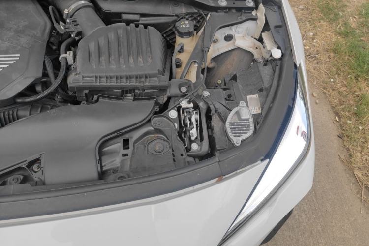 Used BMW 2 Series 2021 225i Four-Door Coupe M Sport Night Edition Engine Bay Left