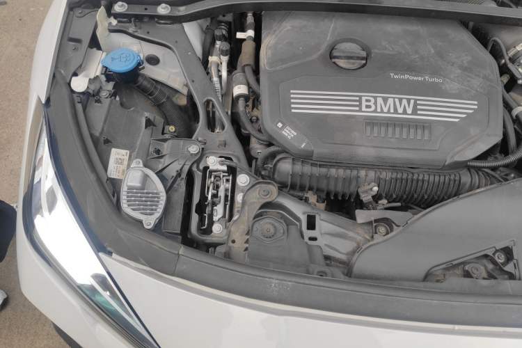 Used BMW 2 Series 2021 225i Four-Door Coupe M Sport Night Edition Engine Bay Right
