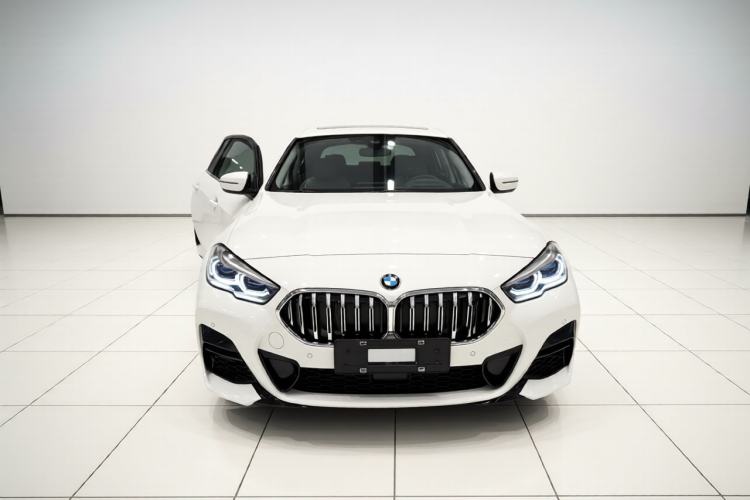 Used BMW 2 Series 2021 225i 4-Door Coupe M Sport Package Front Right 45 Deg