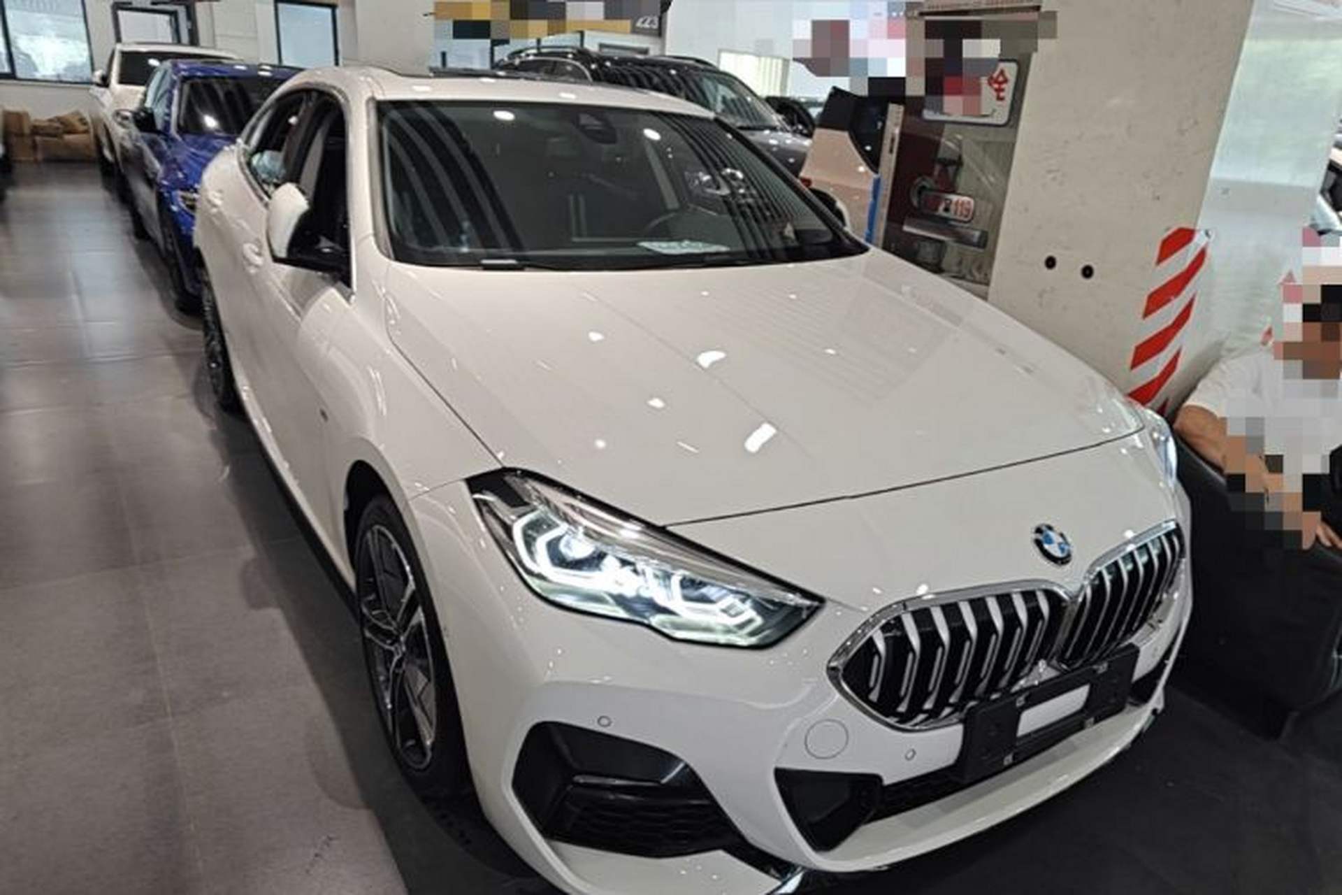 Used BMW 2 Series 2021 225i 4-Door Coupe M Sport Package Front Right 45 Deg