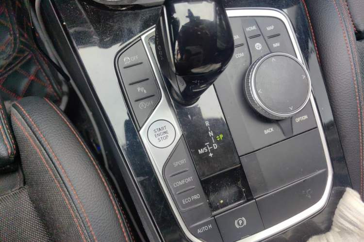 Used BMW 2 Series 2021 225i 4-Door Coupe M Sport Package Gear Lever