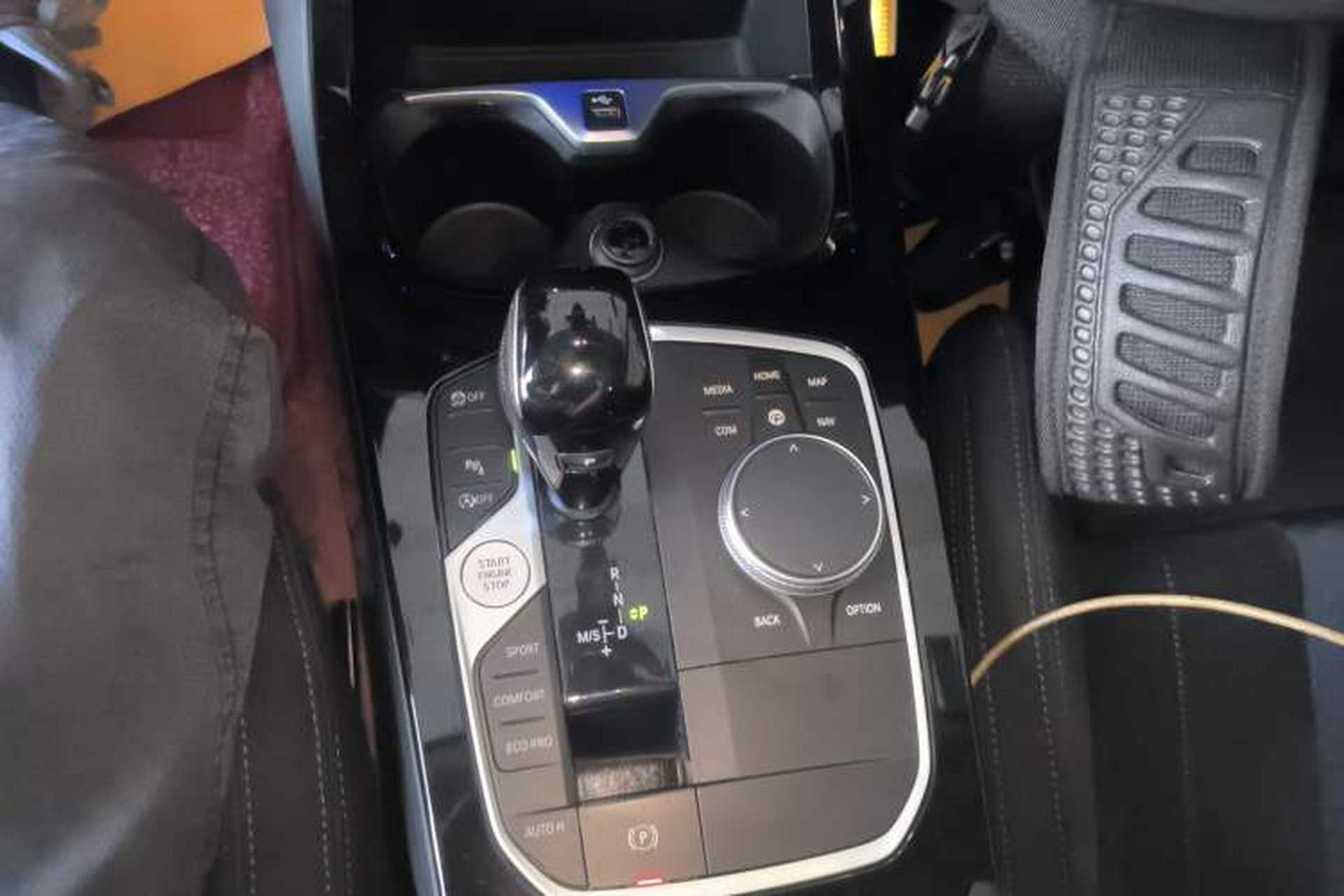 Used BMW 2 Series 2021 225i Four-Door Coupe M Sport Night Edition Gear Lever