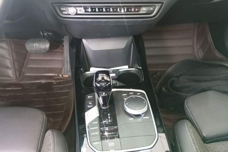 Used BMW 2 Series 2021 225i 4-Door Coupe M Sport Package Gear Lever