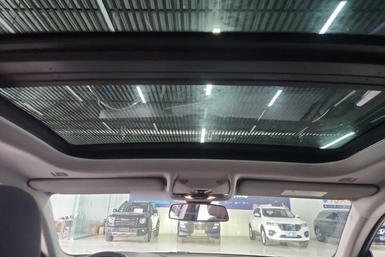 Used BMW 2 Series 2021 225i 4-Door Coupe M Sport Package Headliner