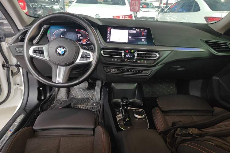 Used BMW 2 Series 2021 225i 4-Door Coupe M Sport Package Interior 2