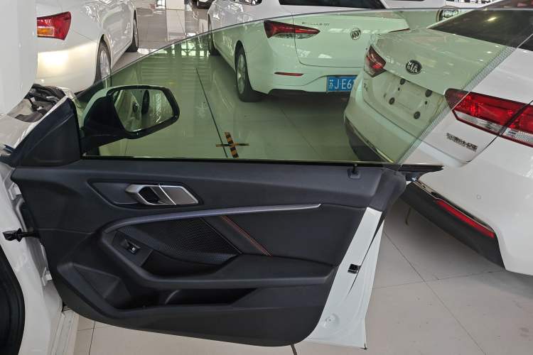 Used BMW 2 Series 2021 225i 4-Door Coupe M Sport Package Interior 5