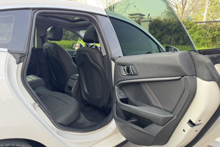 Used BMW 2 Series 2021 225i 4-Door Coupe M Sport Package Interior 8