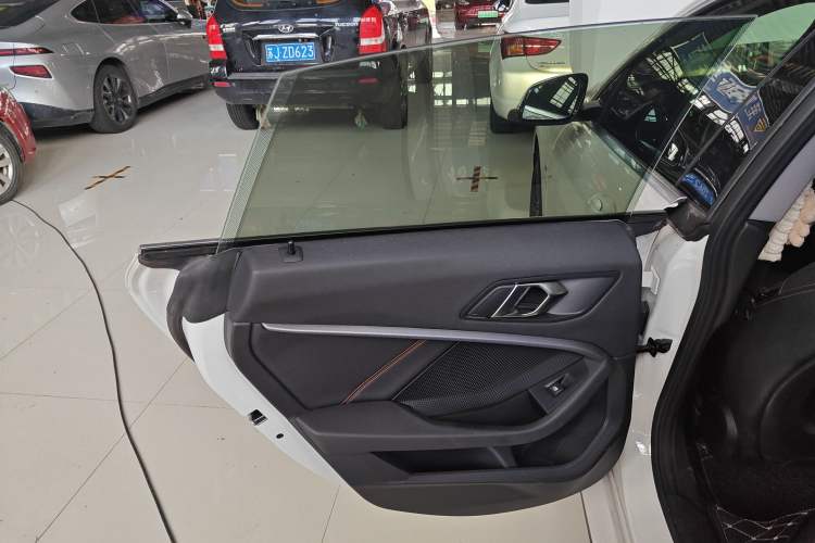 Used BMW 2 Series 2021 225i 4-Door Coupe M Sport Package Interior 8