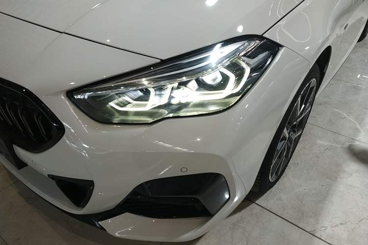 Used BMW 2 Series 2021 225i Four-Door Coupe M Sport Night Edition Left Front Headlight