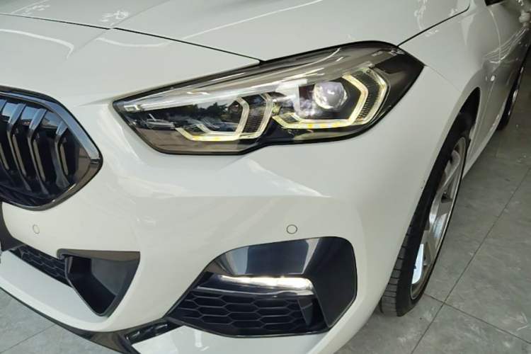 Used BMW 2 Series 2021 225i Four-Door Coupe M Sport Night Edition Left Front Headlight