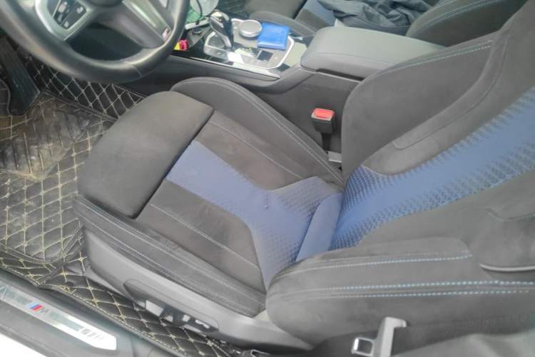 Used BMW 2 Series 2021 225i Four-Door Coupe M Sport Night Edition Left Front Seat