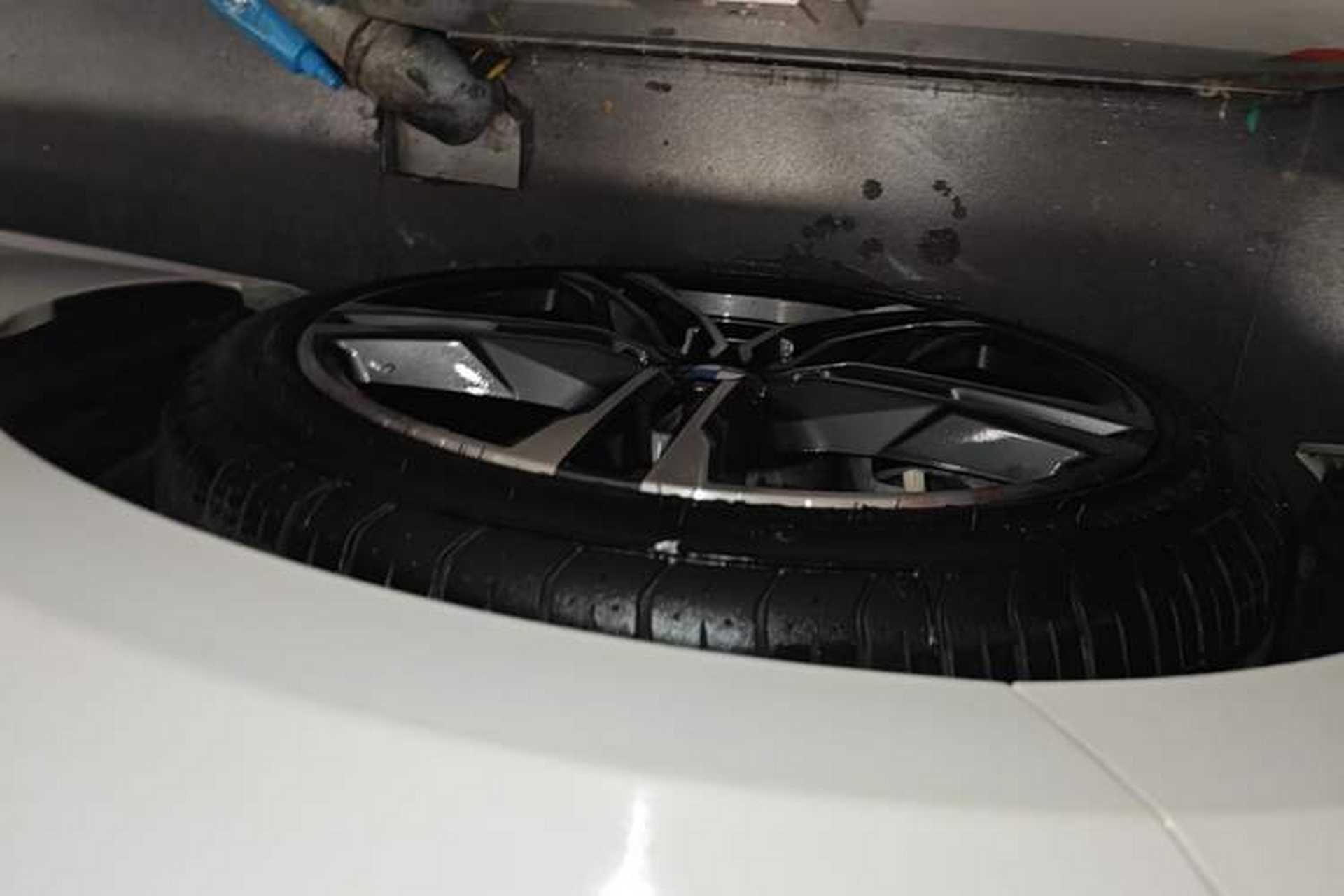 Used BMW 2 Series 2021 225i 4-Door Coupe M Sport Package Left Front Wheel Hub