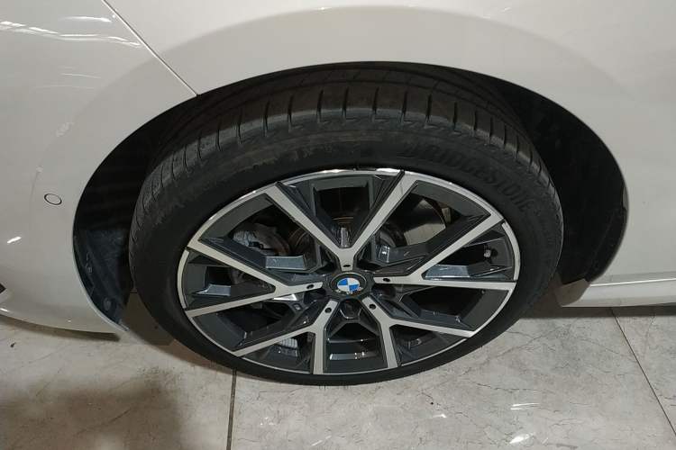 Used BMW 2 Series 2021 225i Four-Door Coupe M Sport Night Edition Left Front Wheel Hub