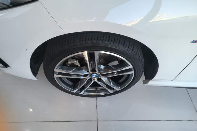 Used BMW 2 Series 2021 225i Four-Door Coupe M Sport Night Edition Left Front Wheel Hub