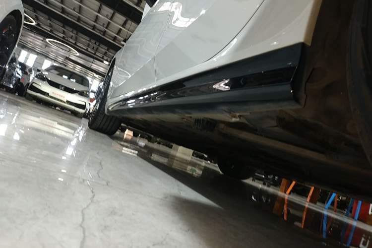 Used BMW 2 Series 2021 225i Four-Door Coupe M Sport Night Edition Left Side Sill