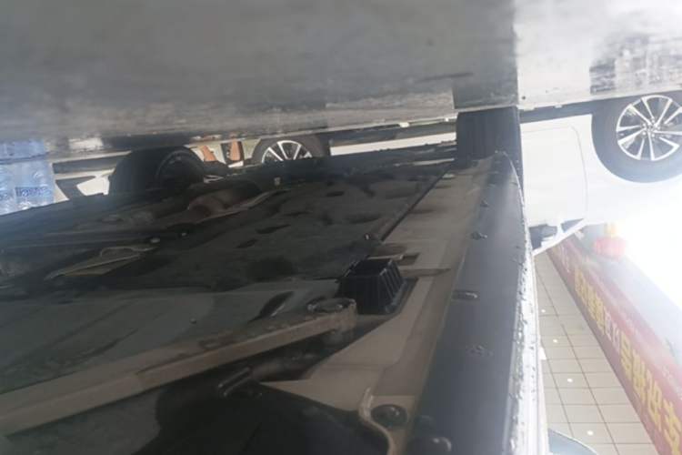 Used BMW 2 Series 2021 225i 4-Door Coupe M Sport Package Left Side Sill